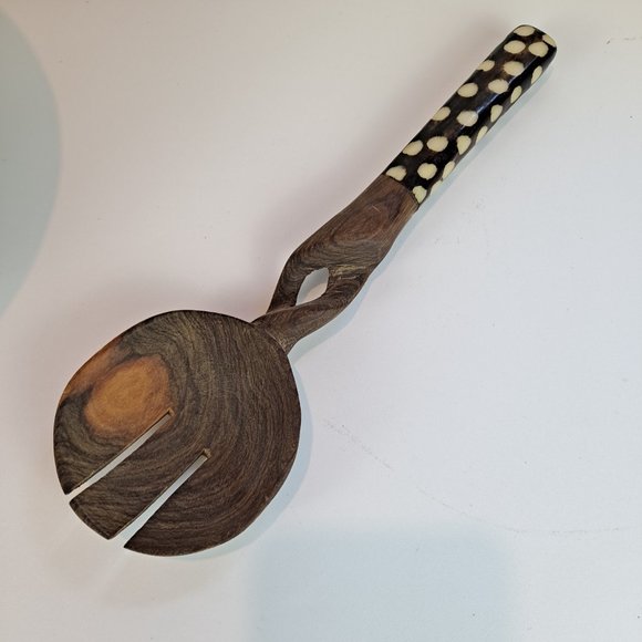 2 African Folk Art Handmade Wooden Bowls & Utensil w/Bone Handle - Picture 7 of 11